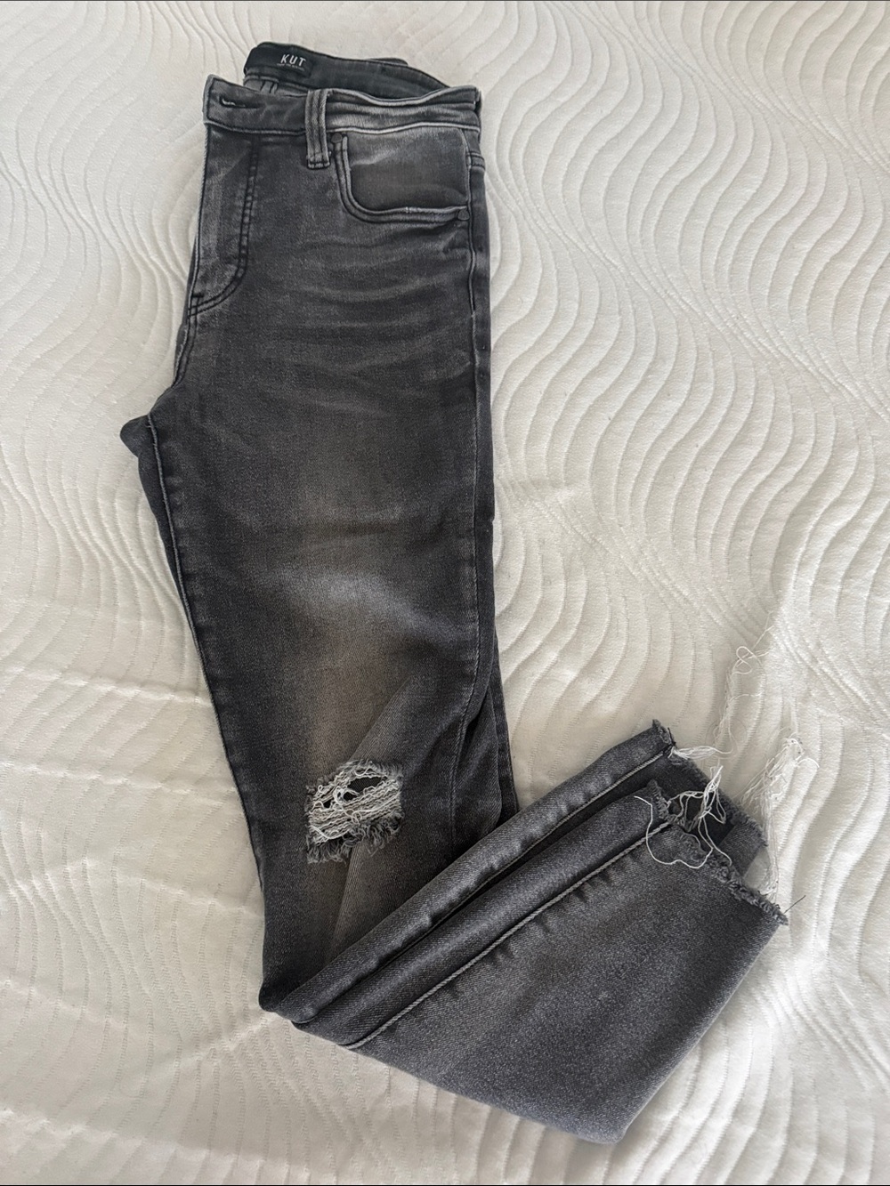 Kut from the Kloth Washed Blk/Gry Skinny Jeans with Knee Distressing, raw hem